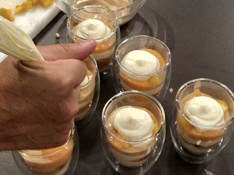 Tiramisu à la pêche et caramel beurre salé - 53