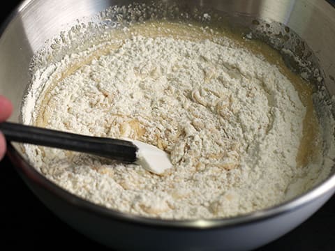 Banana Bread Bundt Cake - 11