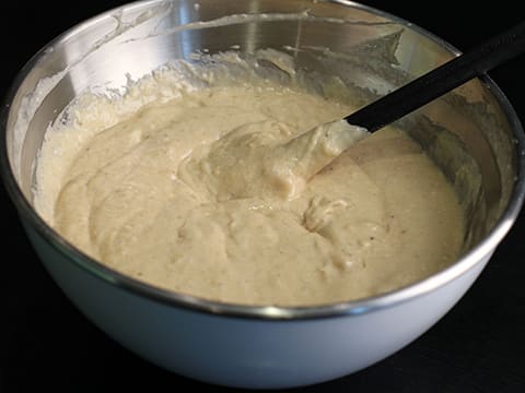 Banana Bread Bundt Cake - 15