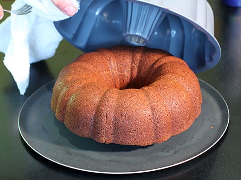 Banana Bread Bundt Cake - 22