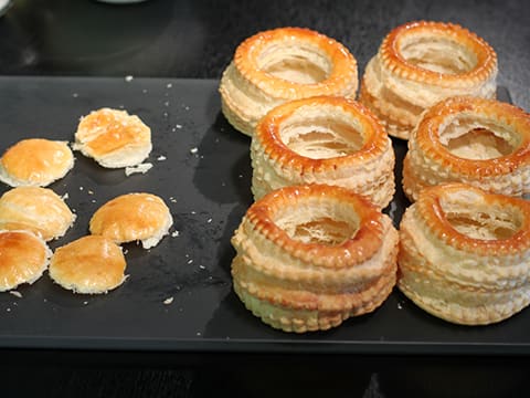 Bouchées à la Reine (Vol au Vent) - 60