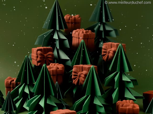 Chocolate Individual Entremets with Banana & Peanut Caramel