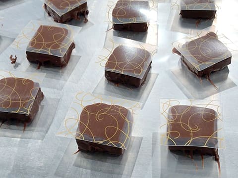 Milk Chocolate Squares with Popping Candy & Crispy Ganache - 42