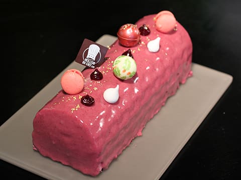 Blackcurrant Yule Log - 85