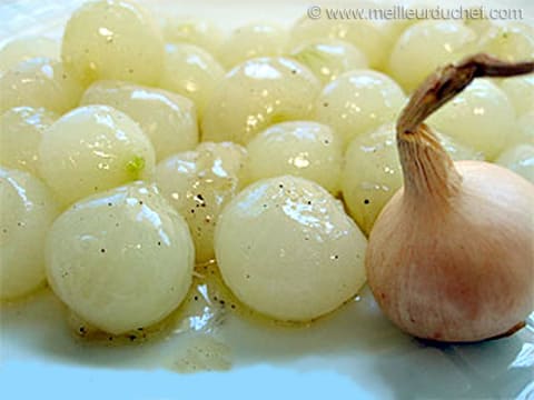 Clear glazing baby onions