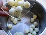 Clear glazing baby onions - 2
