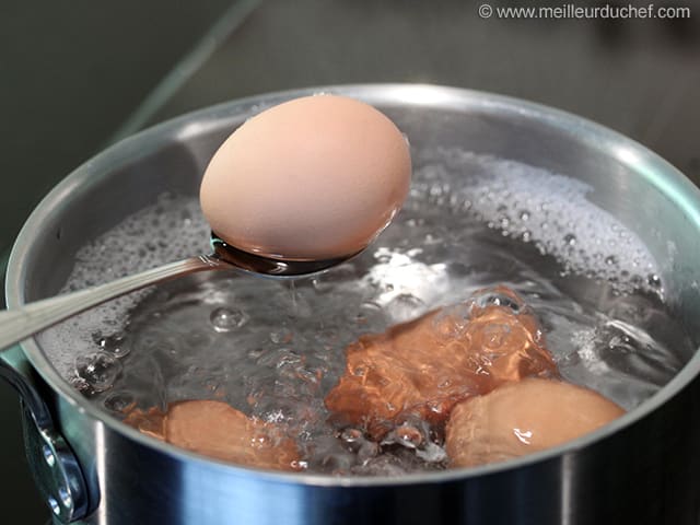 Cooking eggs with the shell on