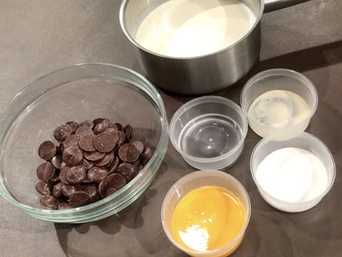 All ingredients for the chocolate crémeux