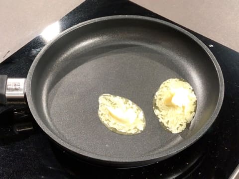 Melt the butter in a frying pan