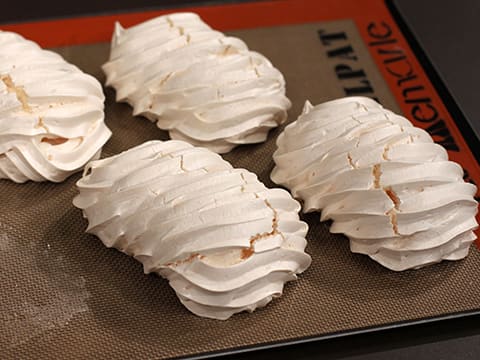 French Meringues - 13