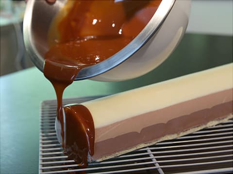 Glossy Caramel Icing - 15