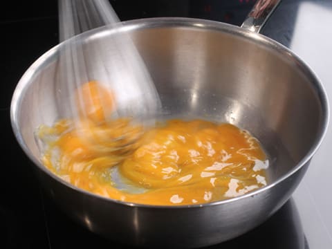 Hollandaise Sauce - 7