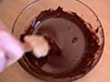 How to make a chocolate decor - 3