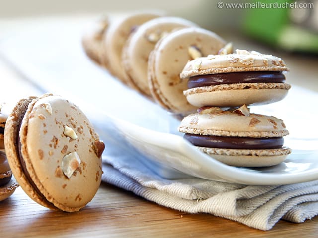 Milk Chocolate & Hazelnut Macarons