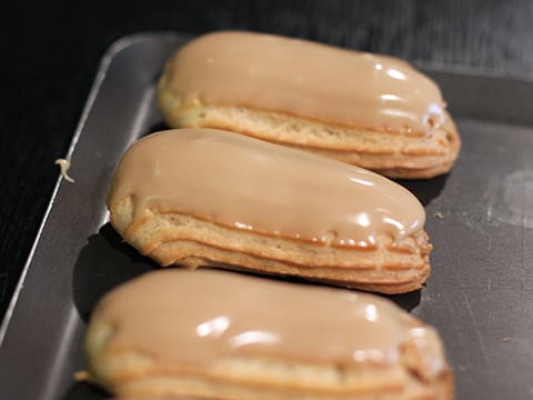 Mini Coffee Éclairs - 45