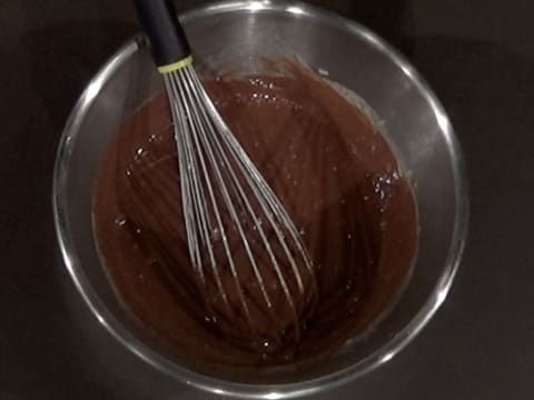 The chocolate crémeux is ready
