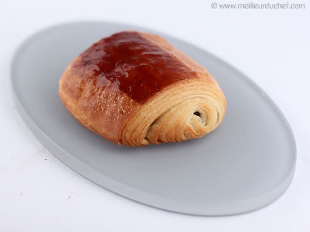 Pain au Chocolat (Chocolate Croissants)