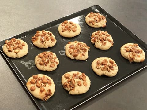 Peanut & Salted Butter Caramel Cookies - 37