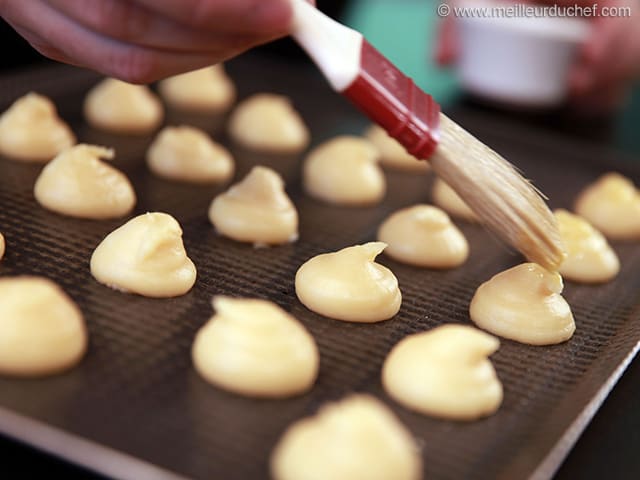 Piping and Baking Choux Buns