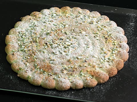 Pistachio Dacquoise with Strawberries - 70