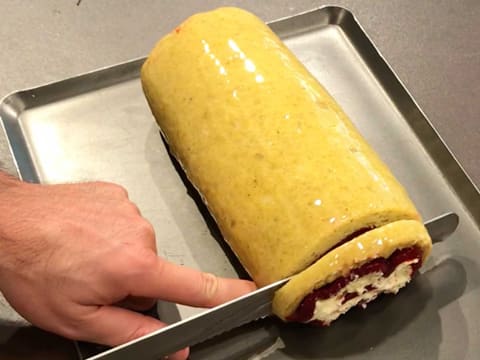 Raspberry Cake Roll - 96