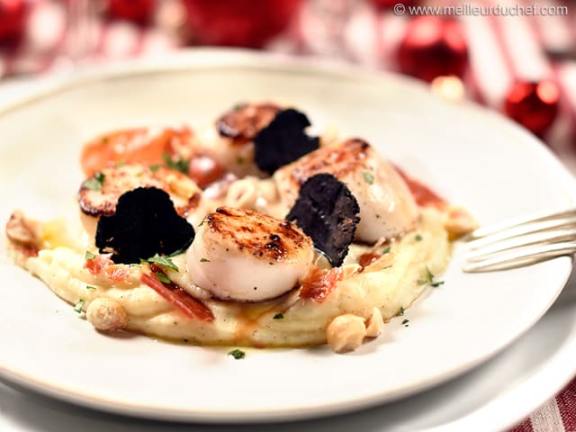 Seared Scallops with Vanilla Parsnip Purée