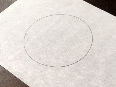 The ring is drawn on the baking parchment