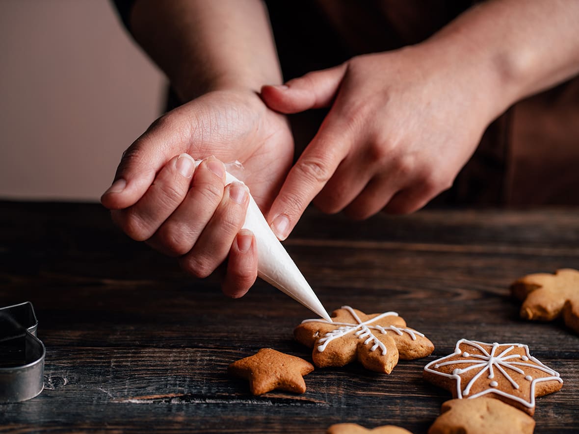 Glaçage sur Sablé de Noël.*ATTR