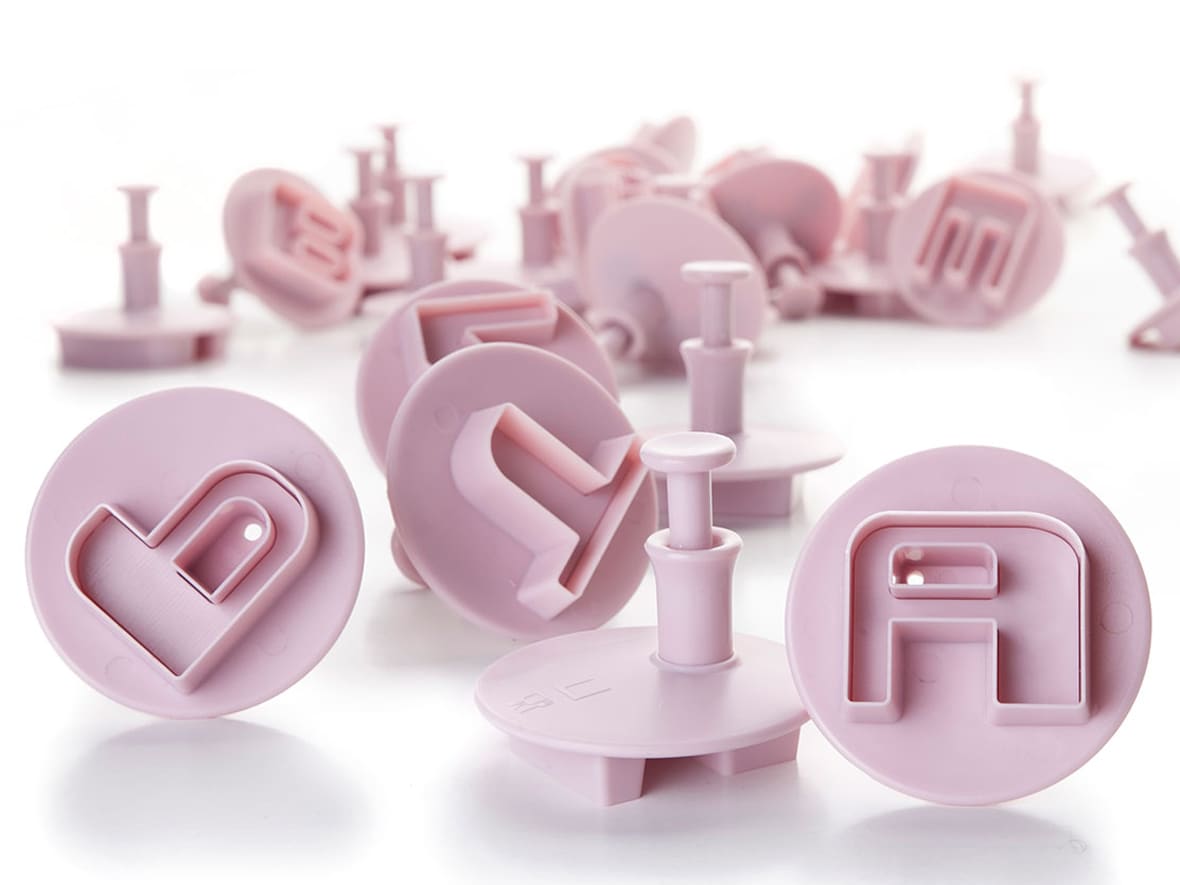 Emporte-pièce lettres de l'alphabet.*ATTR