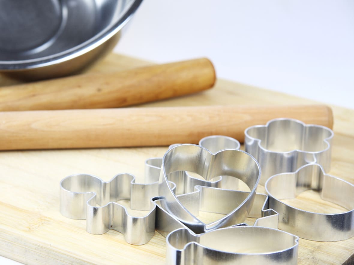 Emporte-pièces.*ATTR