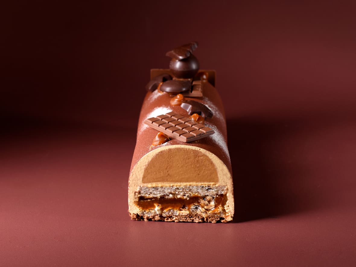 Bûche sensation caramel par Stéphane Glacier.*ATTR