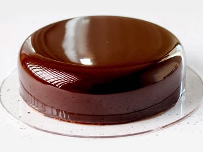 Nappage neutre ou fondant blanc : l'effet miroir