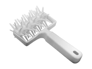 Tagliapasta di plastica per forare gli impasti dentellatura sottile