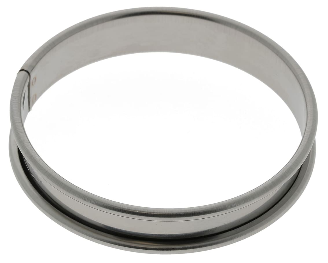 Xanewza Cerchio per torta con anello per torta di pasticceria, set di 6 stampi a forma ovale in acciaio inossidabile, resistenti al calore, perforati per torte in schiuma(13 x 4 x 2