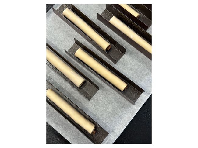 Stampo per barretta di pasta sfoglia - Antiaderente - 25 x 4,2 x ht 4 cm - Mallard Ferrière