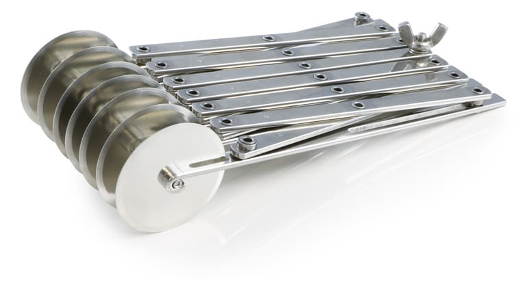 Rullo Tagliapasta Estensibile Paderno - 5 Lame Lisce E 5 Ondulate, In Acciaio Inox, Regolabile Da 10 A 125 Mm
