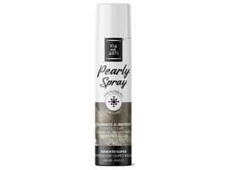 Metallic effect spray food coloring