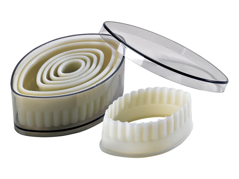 Set of 7 Fluted Pastry Cutters Oval Mallard Ferrière Meilleur du Chef