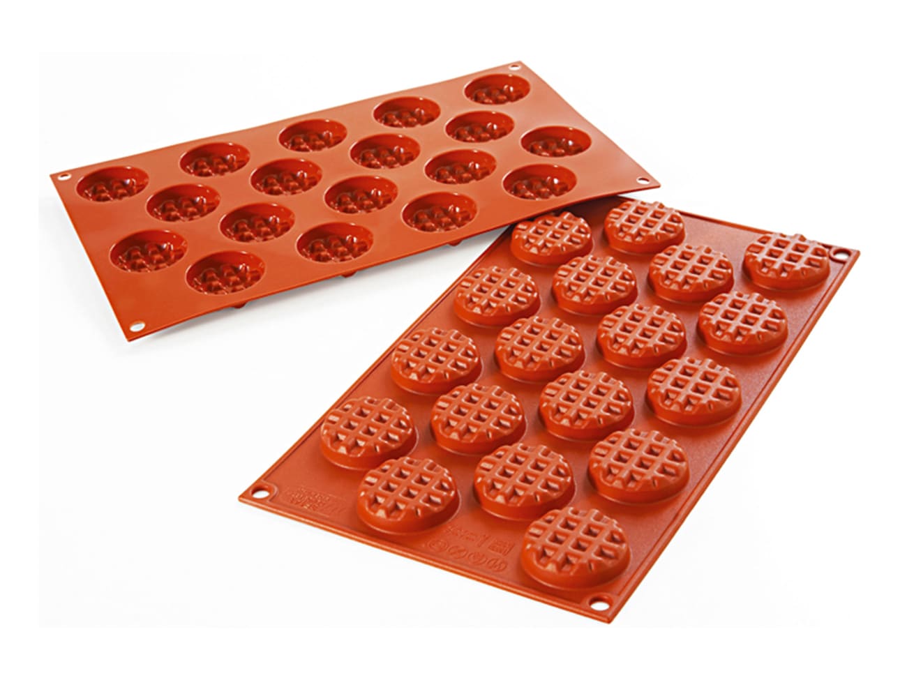 Flexible Silicone Mould - 18 Round Mini Waffles Ø 4cm - 30 x 17,5cm -  Silikomart - Meilleur du Chef