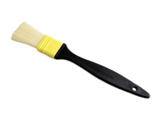 Flat brush with polyamide bristles