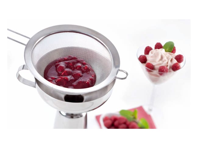 Funnel + removable stainless sieve - iSi