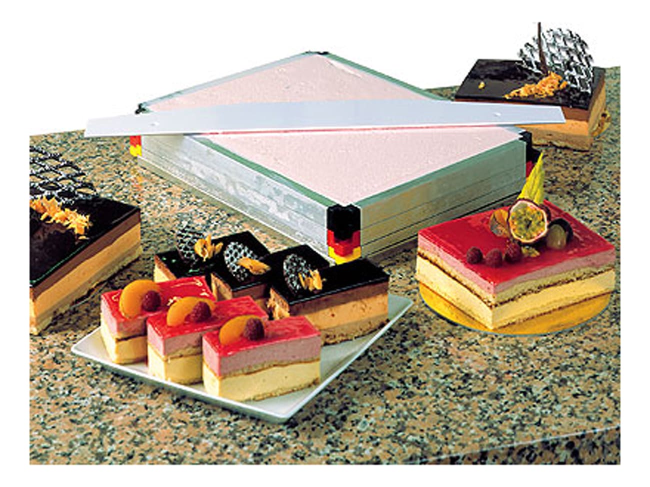 Stackable Frame Set for Guitar Cutter - 38 x 38cm - Base Kit - Matfer ...