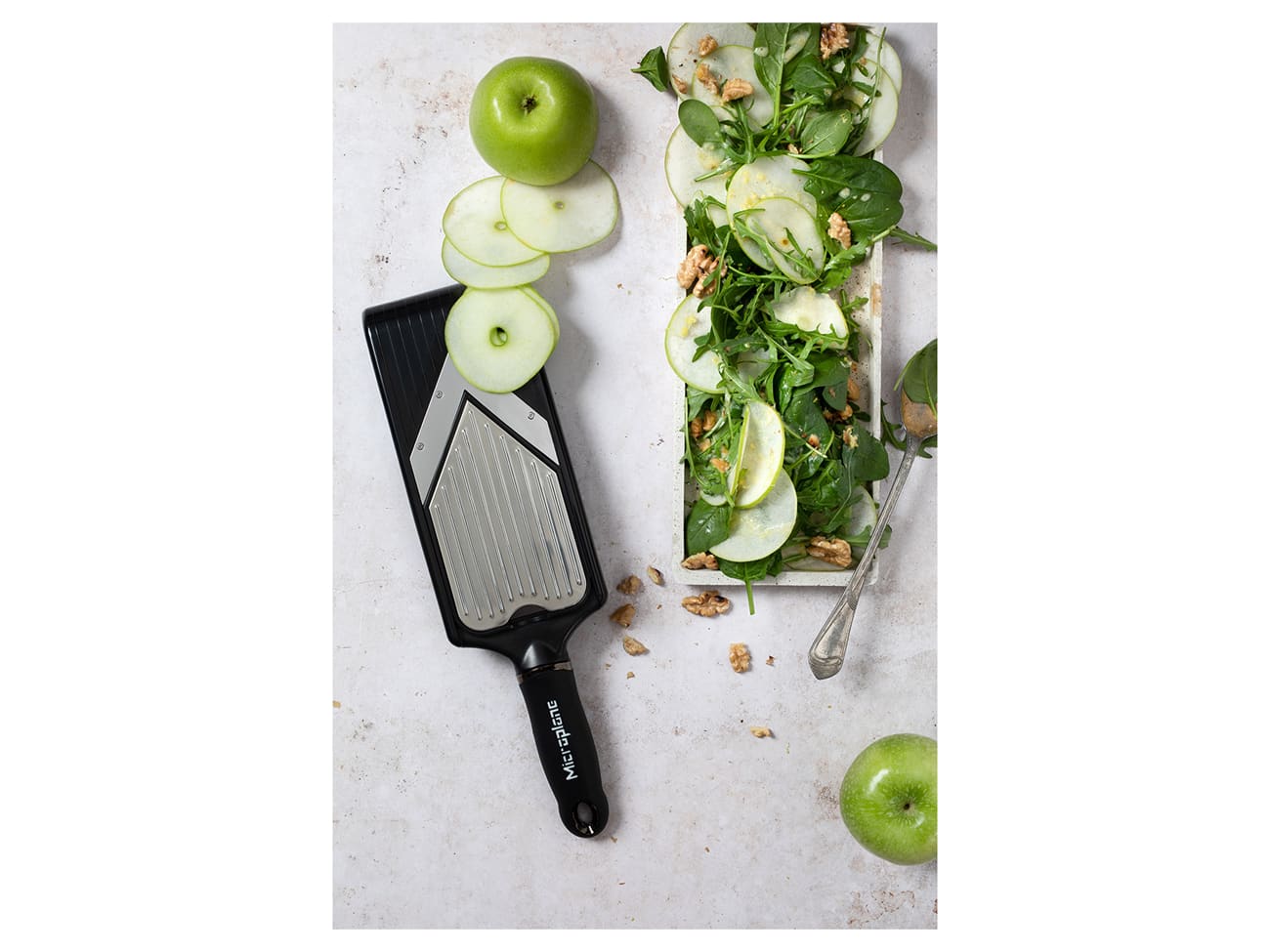 Microplane Mandoline - Makes wafer-thin slices of vegetables