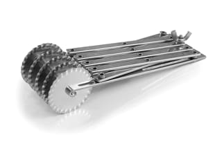 Stainless Steel Expandable Dough Cutter