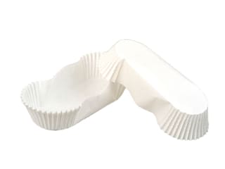 Oval pleated paper cases