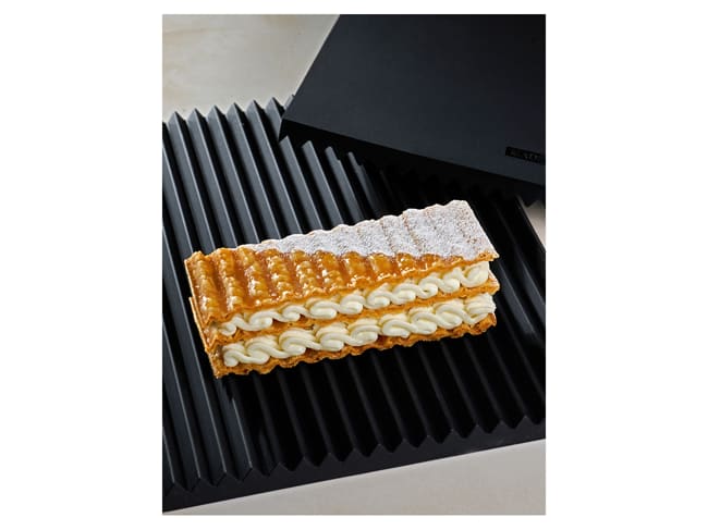 Wavy Silicone Mould Kit - Zig Zag - 25 x 25cm - Pavoni