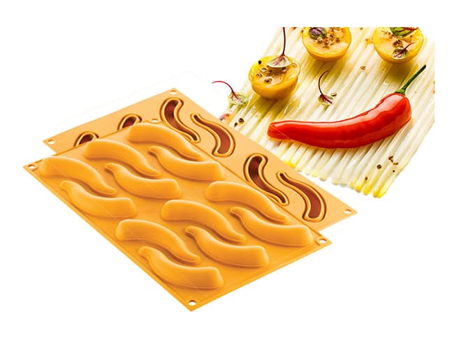 Naturae Silicone Mould - Chilli - 30 x 17.5 cm - Silikomart