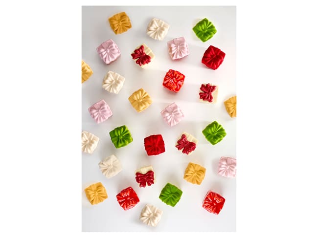 Moule silicone Cadeau individuel - 20 empreintes - 40 x 30 cm Occasion - Pavoni