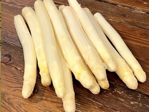 Asperges blanches, sauce Hollandaise - 2