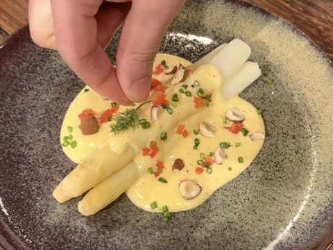 Asperges blanches, sauce Hollandaise - 39